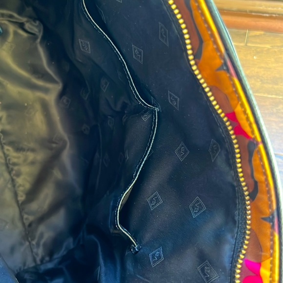 Vera Bradley Ella Medium Tote - Picture 8 of 12